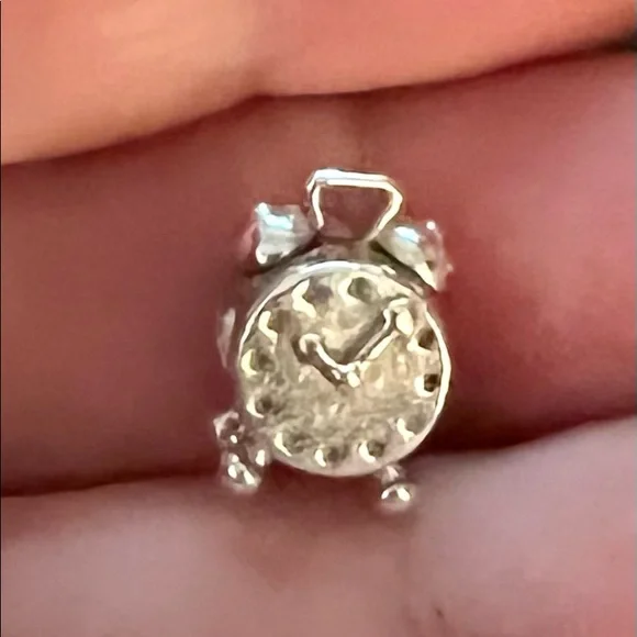 Pandora clock - Picture 3 of 5